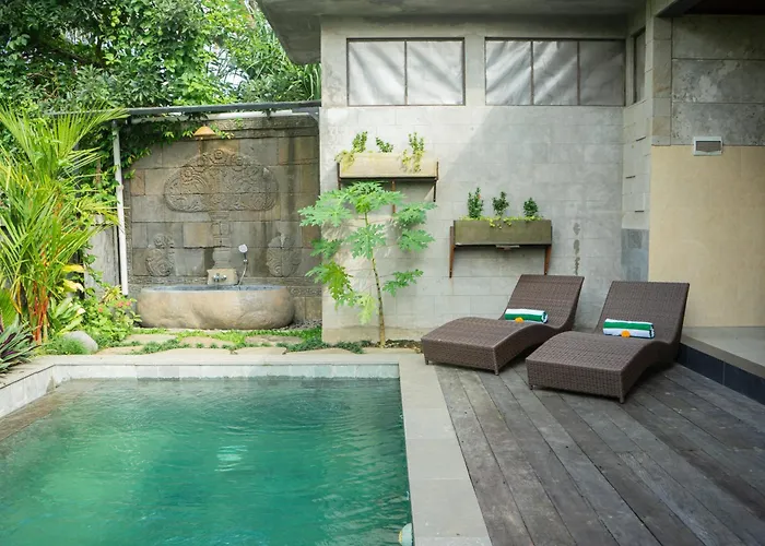 Paras Ayu 4*